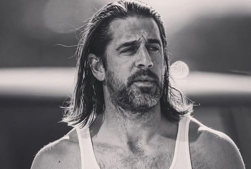 Aaron Rodgers seemed to emulate Nicolas Cage's look from Con Air as he arrived at the Packers' training camp | Source: Instagram