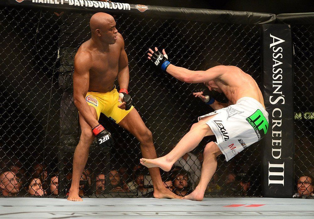 A missed spinning backfist spelled the beginning of the end for Chael Sonnen against Anderson Silva