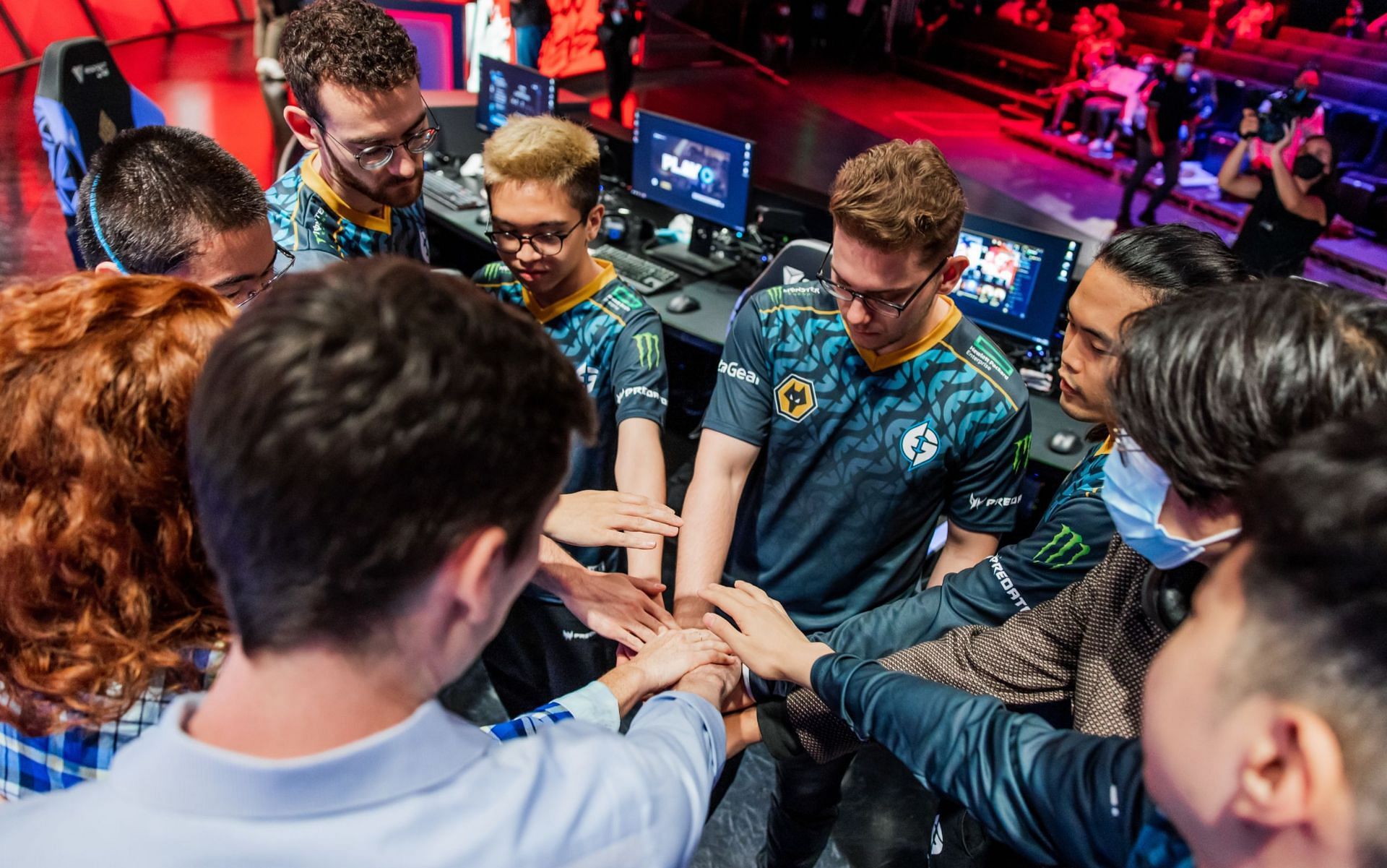 Inspired and company showcased their dominance during League of Legends LCS 2022 Summer Split Week 3 (Image via EG)