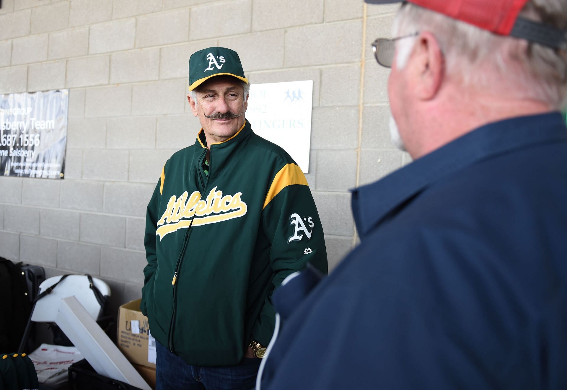 Rollie Fingers Speaking Fee and Booking Agent Contact