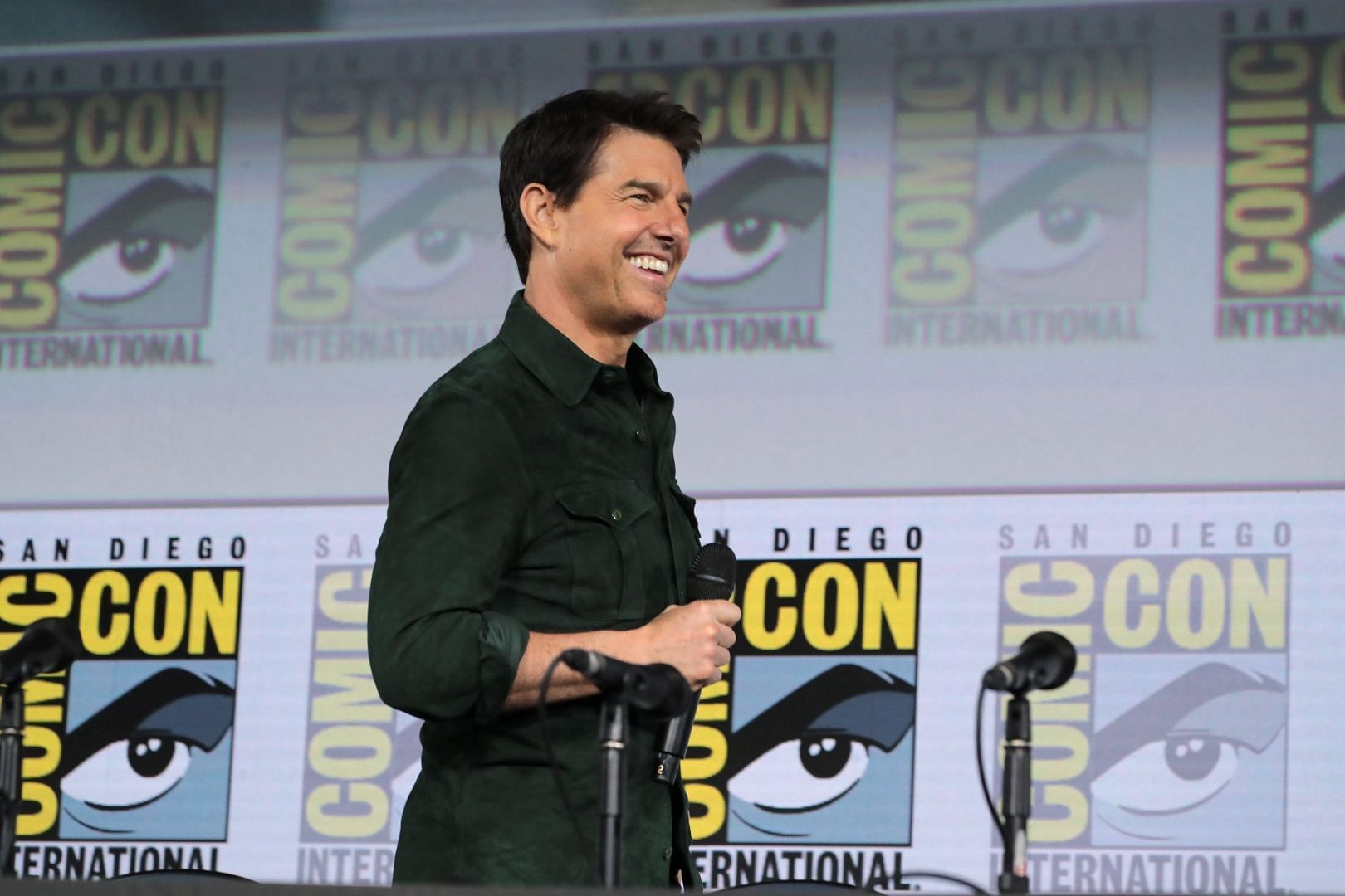 Tom Cruise at Comic-Con International: San Diego (Image via @TomCruise/Twitter)