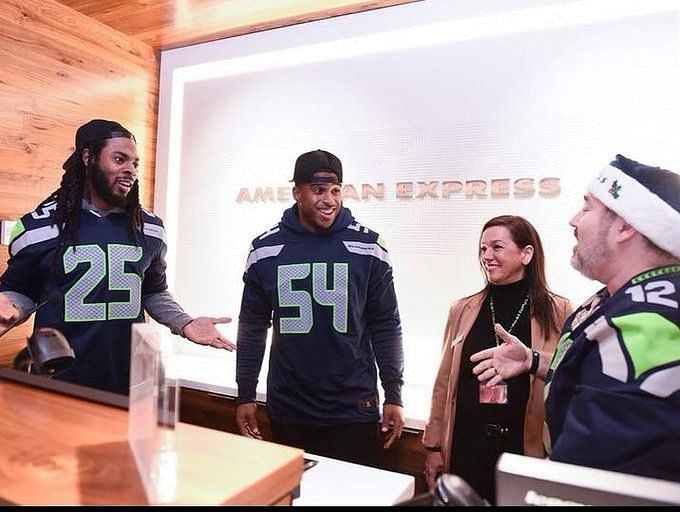 Russell Wilson Shows Up To Camp In TANK Wearing His Own Jersey