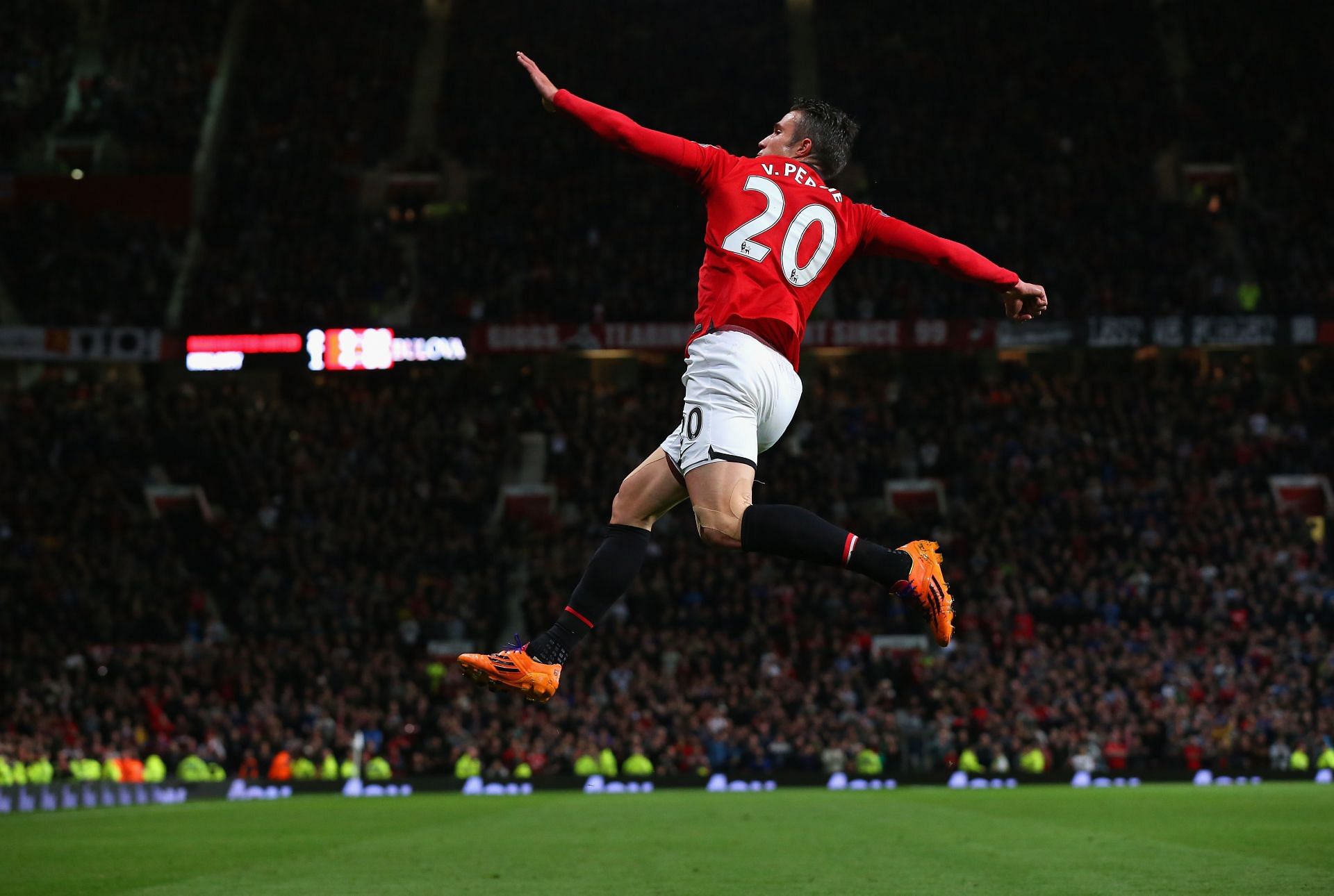 Robin Van Persie - Striker - 2013; Credits: ManchesterUnited FC