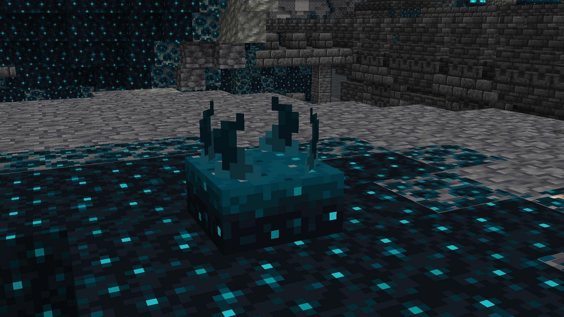 Sculk sensor blocks are quite fascinating to look at (Image via Minecraft 1.19 update)