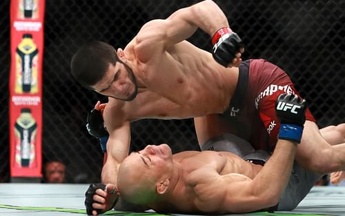 Islam Makhachev finishing Gleison Tibau at UFC 220