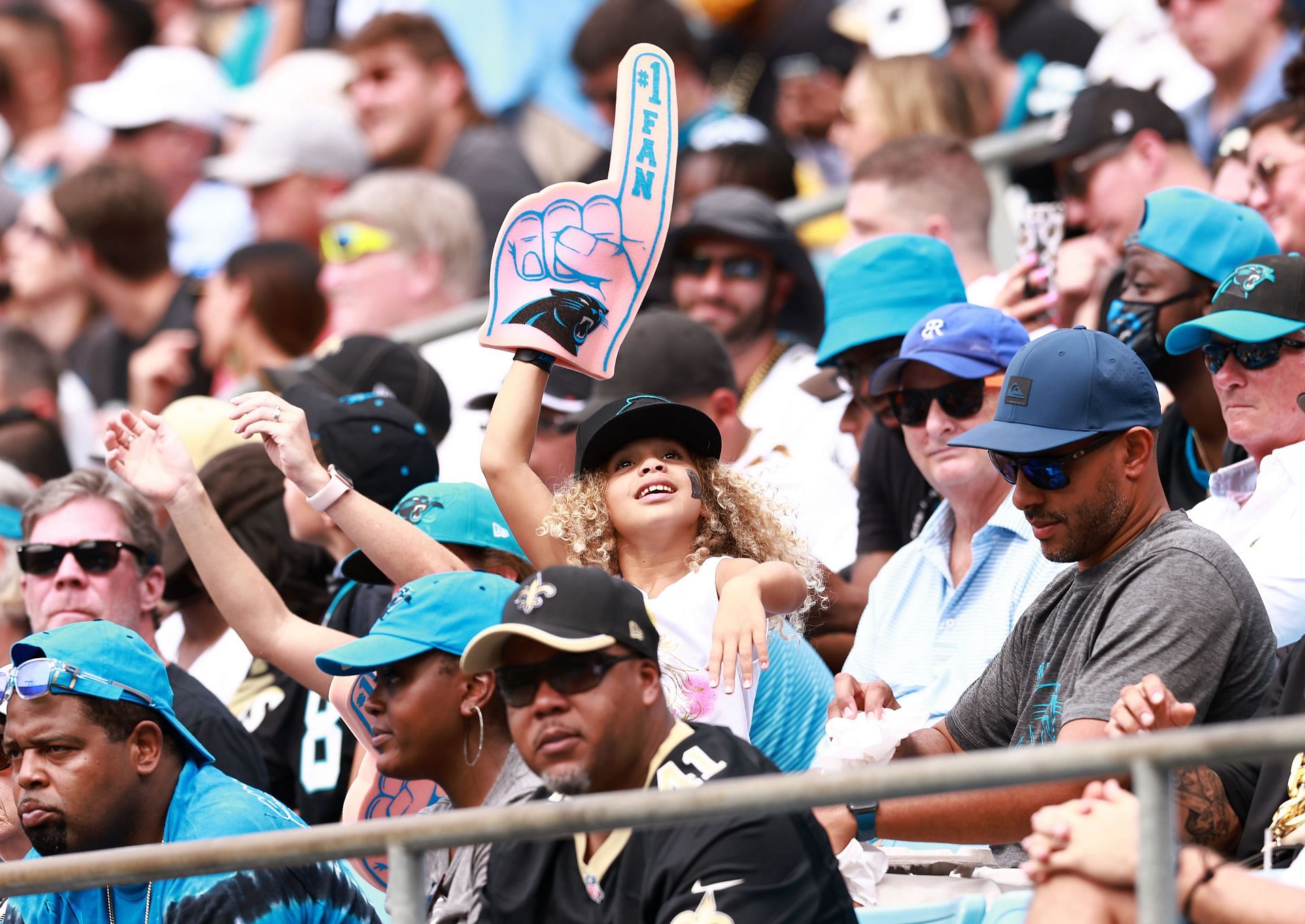 Baker Mayfield Gets Sassy With Panthers Fan Holding His Browns Jersey