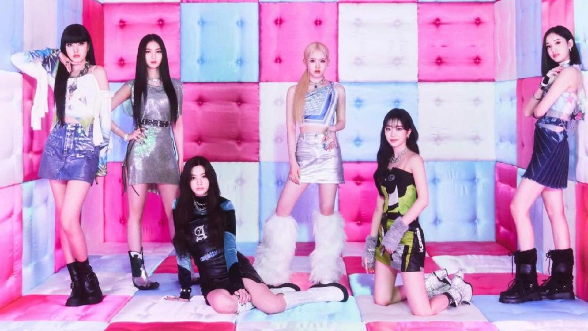 K-pop girl group STAYC (Image via STAYC/Twitter)