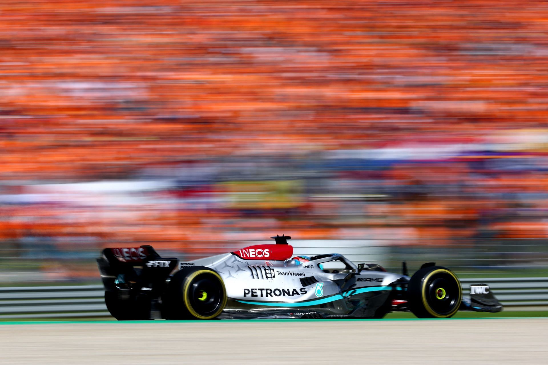 Mercedes driver George Russell in action during the 2022 F1 Austrian GP Sprint. (Photo by Clive Rose/Getty Images)