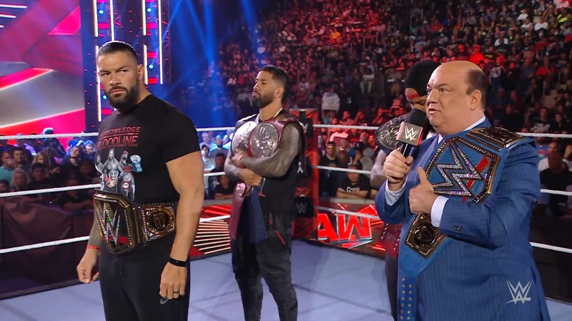 WWE Raw में इस हफ्ते रोमन रेंस नजर आए 