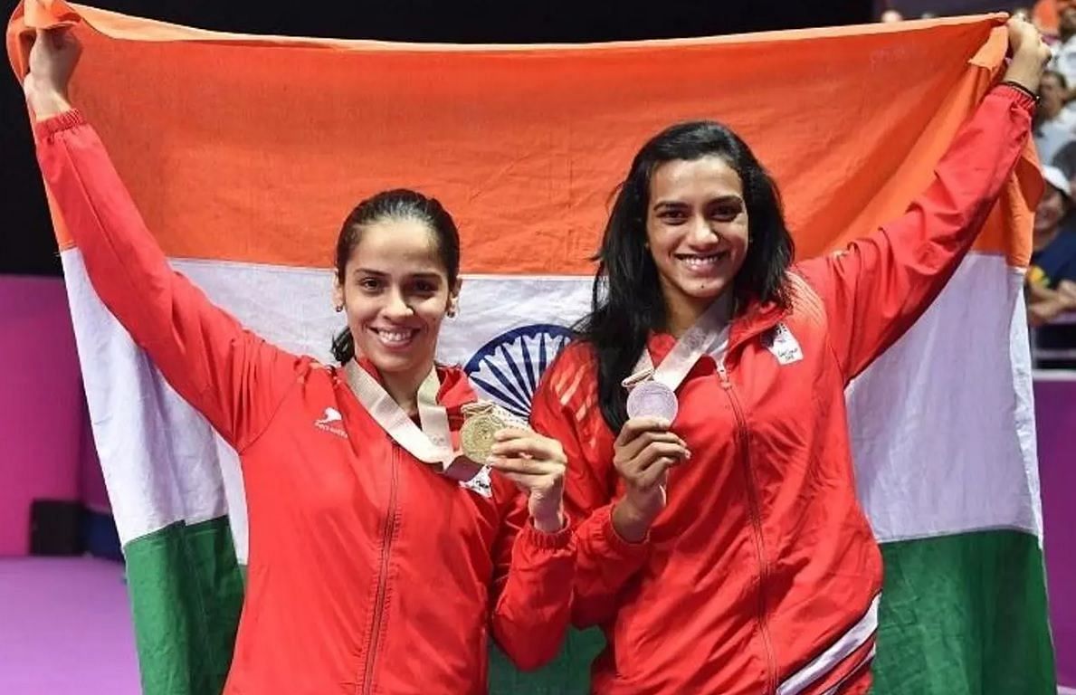 पिछले कॉमनवेल्थ खेलों में साइना ने महिला सिंगल्स का गोल्ड और सिंधू ने सिल्वर जीता था।