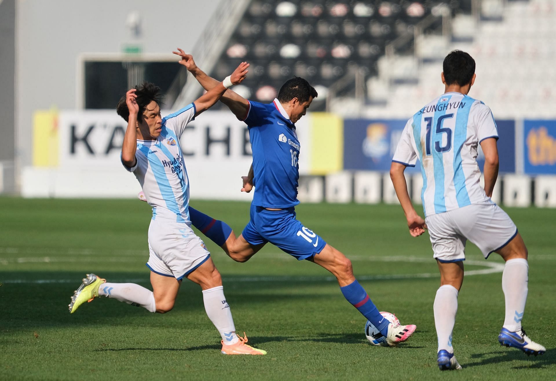 Wuhan Three Towns will square off against Shanghai Shenhua on Sunday.