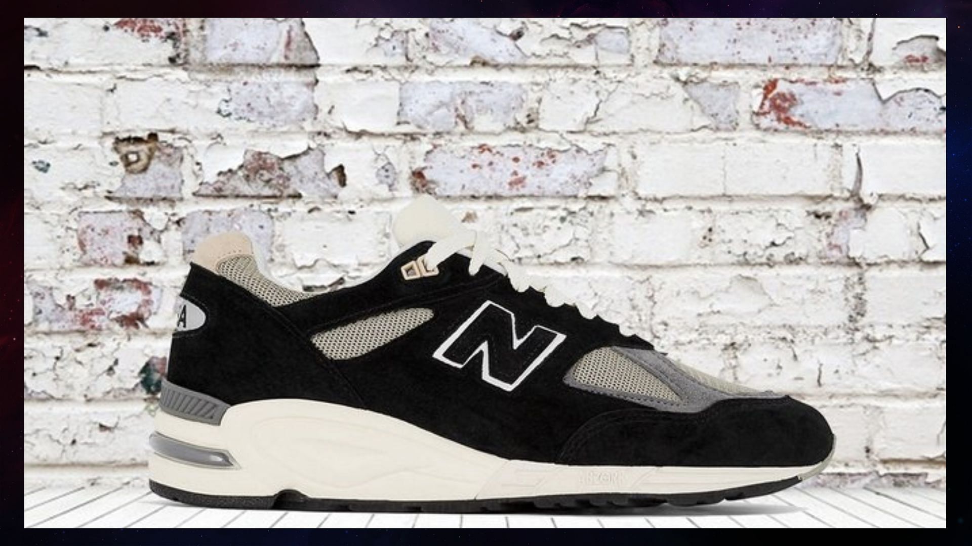 New Balance 990v2 Black shoes (Image via Twitter/@theillestpl)