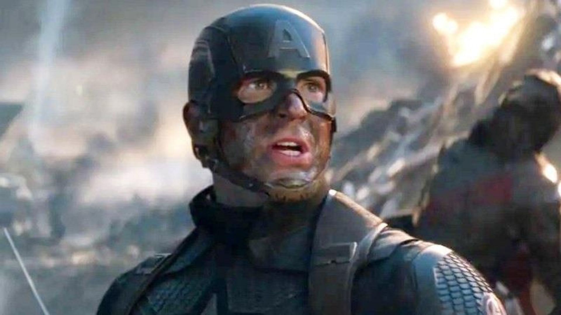 Chris Evans as Captain America (Image via Comic Book Movies)