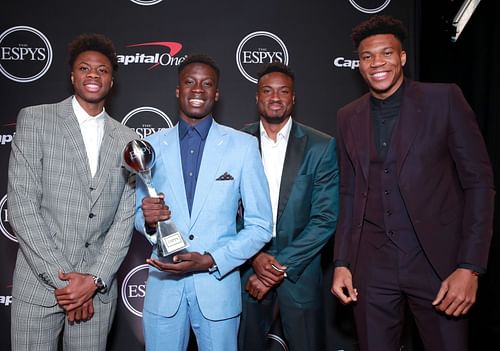 Giannis Antetokounmpo with his brothers