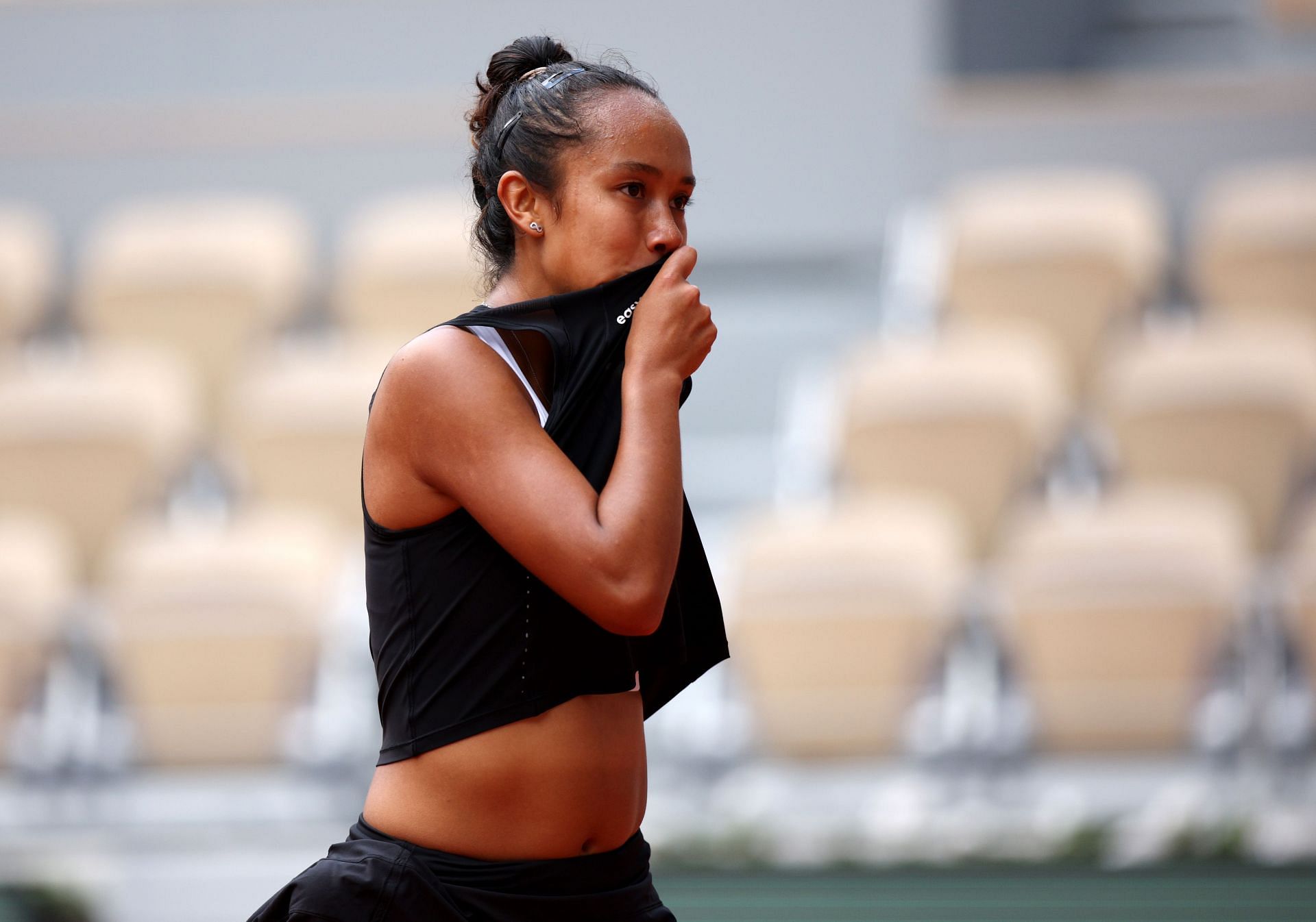 Leylah Fernandez during the 2022 French Open.