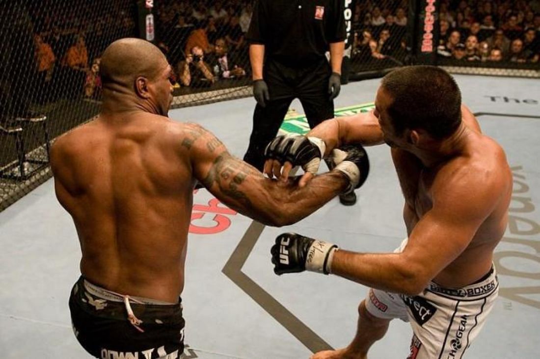 London witnessed a champion vs. champion fight in the form of Rampage Jackson vs. Dan Henderson in 2007
