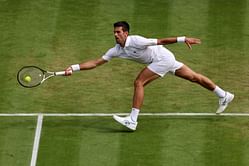 Novak Djokovic joins Rod Laver for 3rd-longest win streak on grass