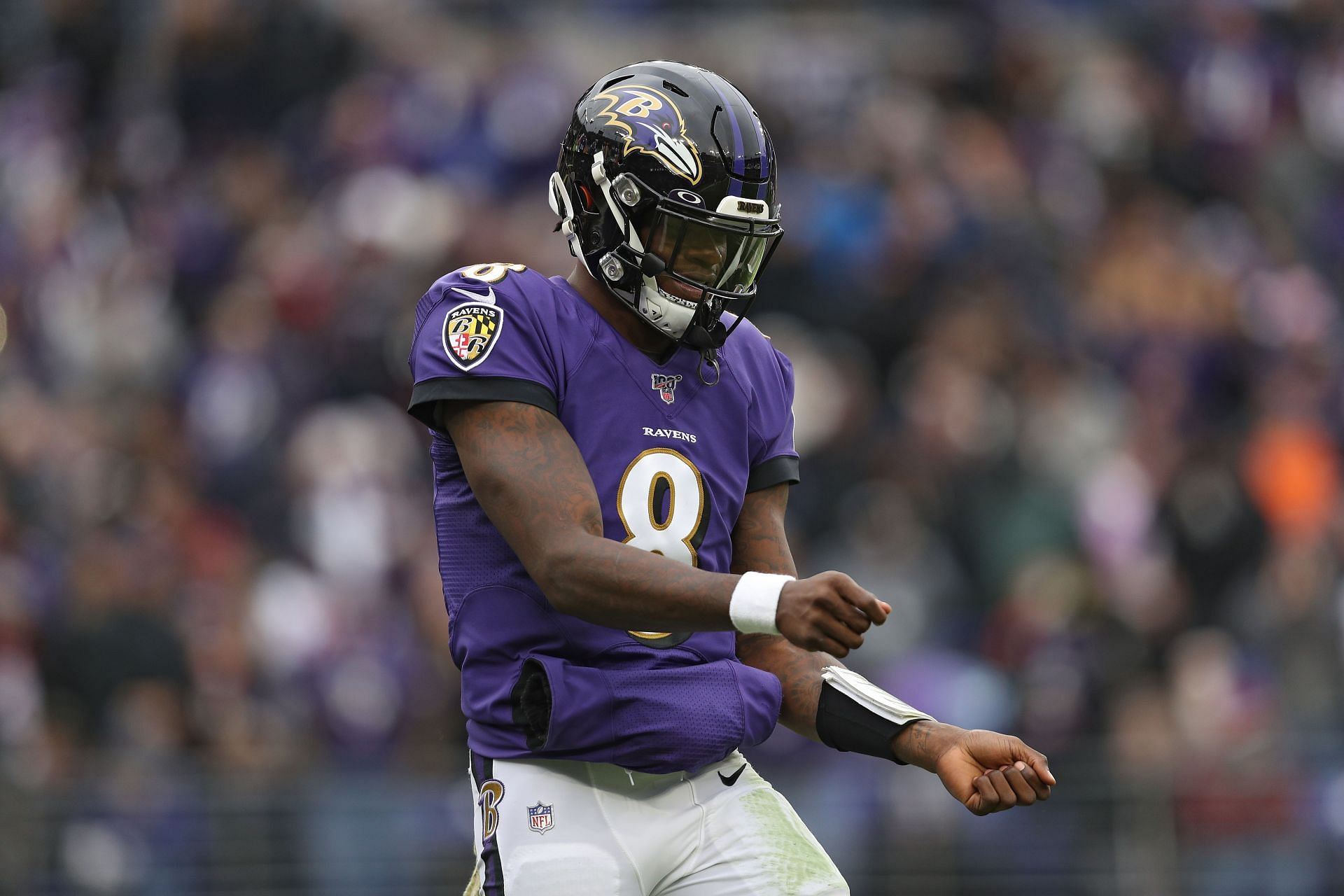 Baltimore Ravens quarteback Lamar Jackson celebrates on the field