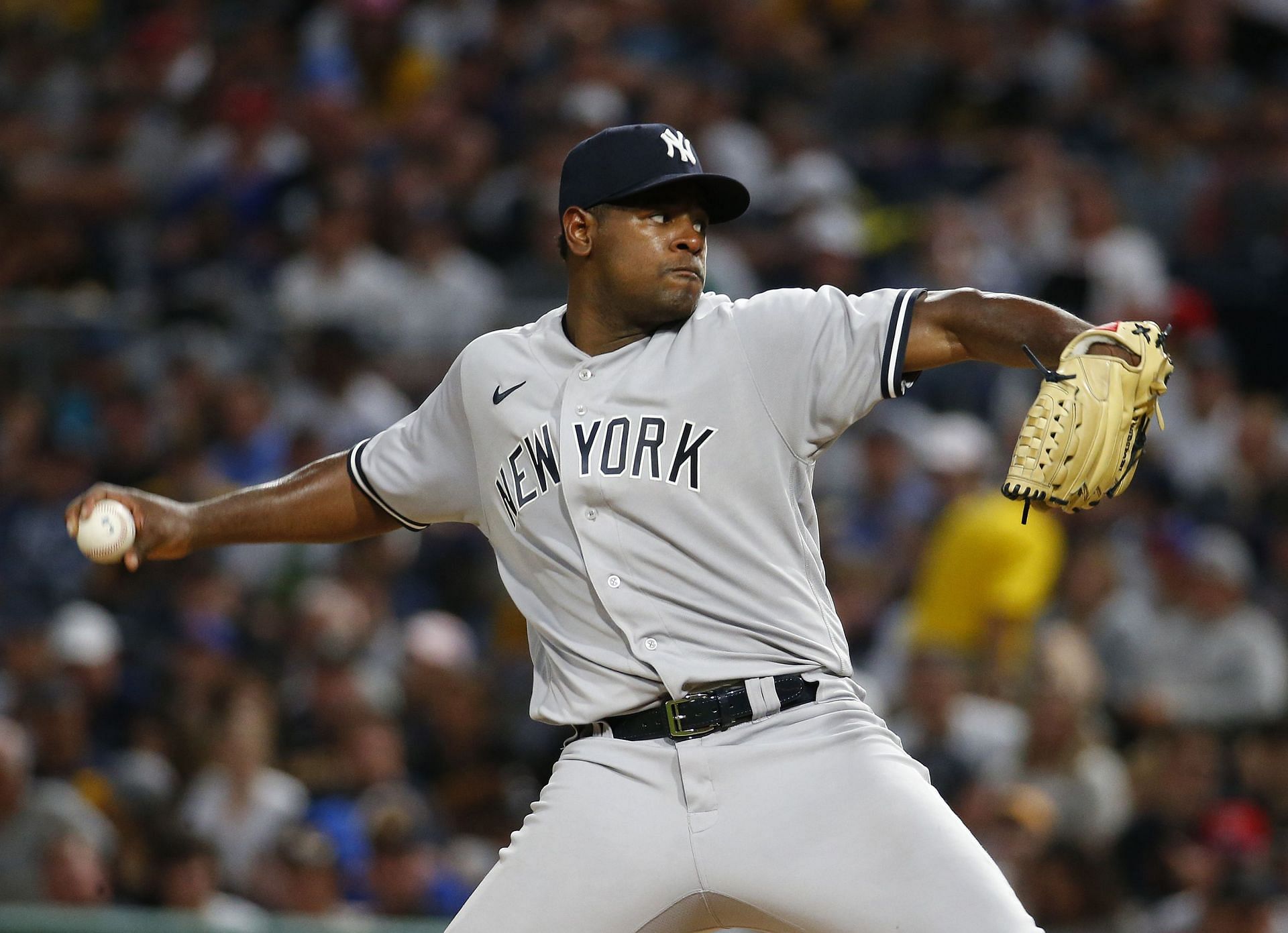 New York Yankees pitcher Luis Severino left the game against the Cincinnati Reds with an injury