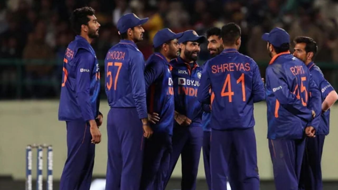 भारतीय टीम की कमान नियमित कप्तान रोहित शर्मा ही संभालेंगे