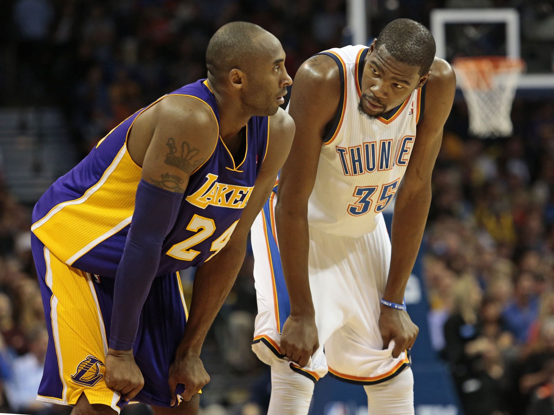Kevin Durant reacts to a hilarious video of Kobe Bryant struggling