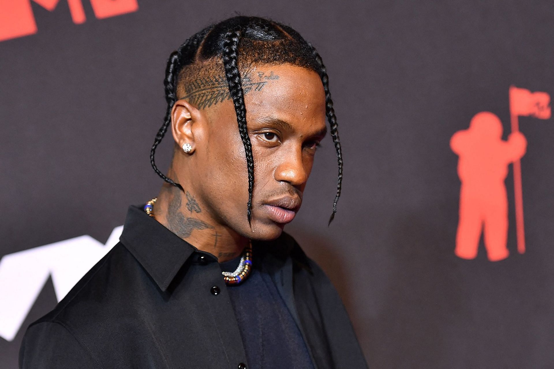 Travis Scott issues a word of caution (Image via Angela Weiss/Getty Images)