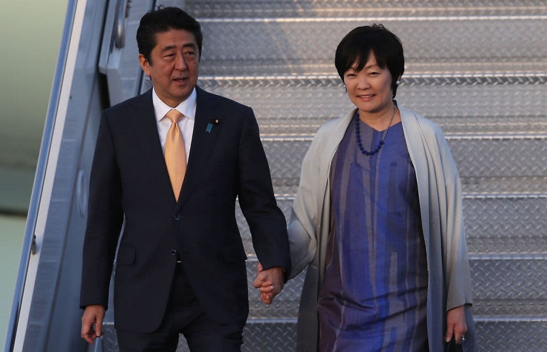 Late Shinzo Abe and his wife Akie Abe (Image via Joe Raedle/Getty Images)