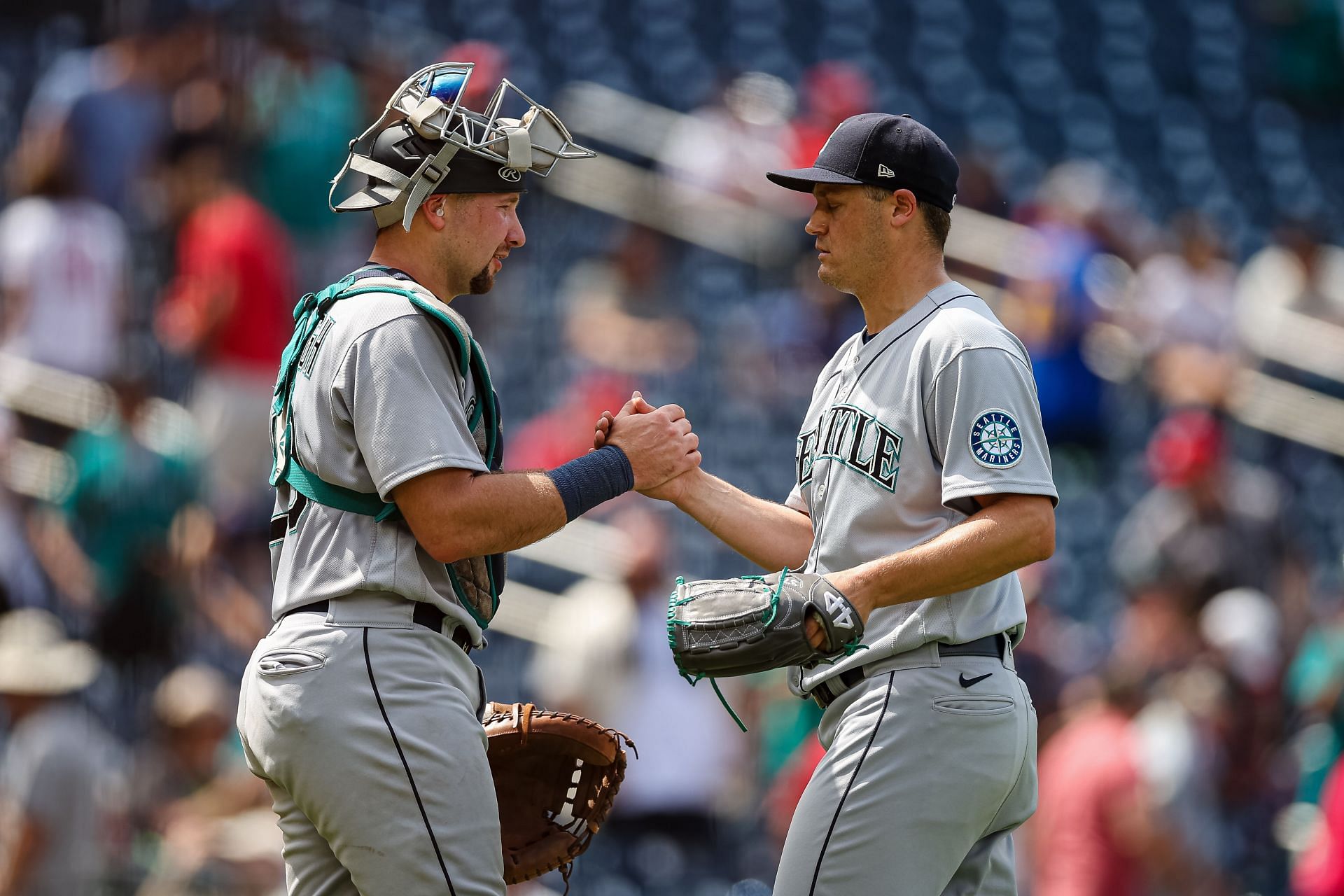 Mariners look past Giants to other orange team, lose 2-0 - Lookout Landing
