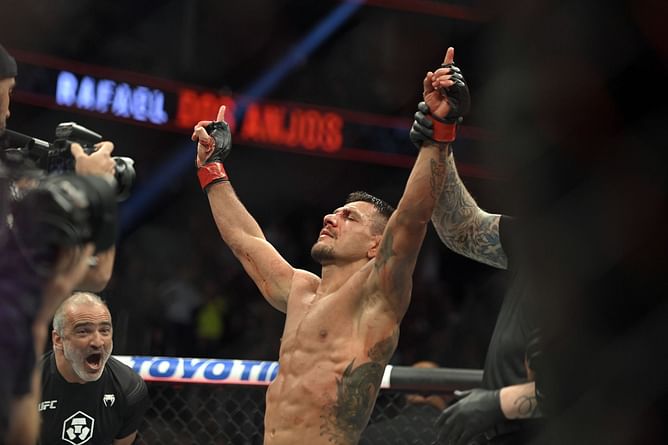 5 retirement fights for Rafael dos Anjos