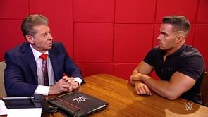 Vince Mcmahon के चहेते Superstar से WWE Raw में हुई बड़ी गलती, फैंस ने जमकर किया ट्रोल