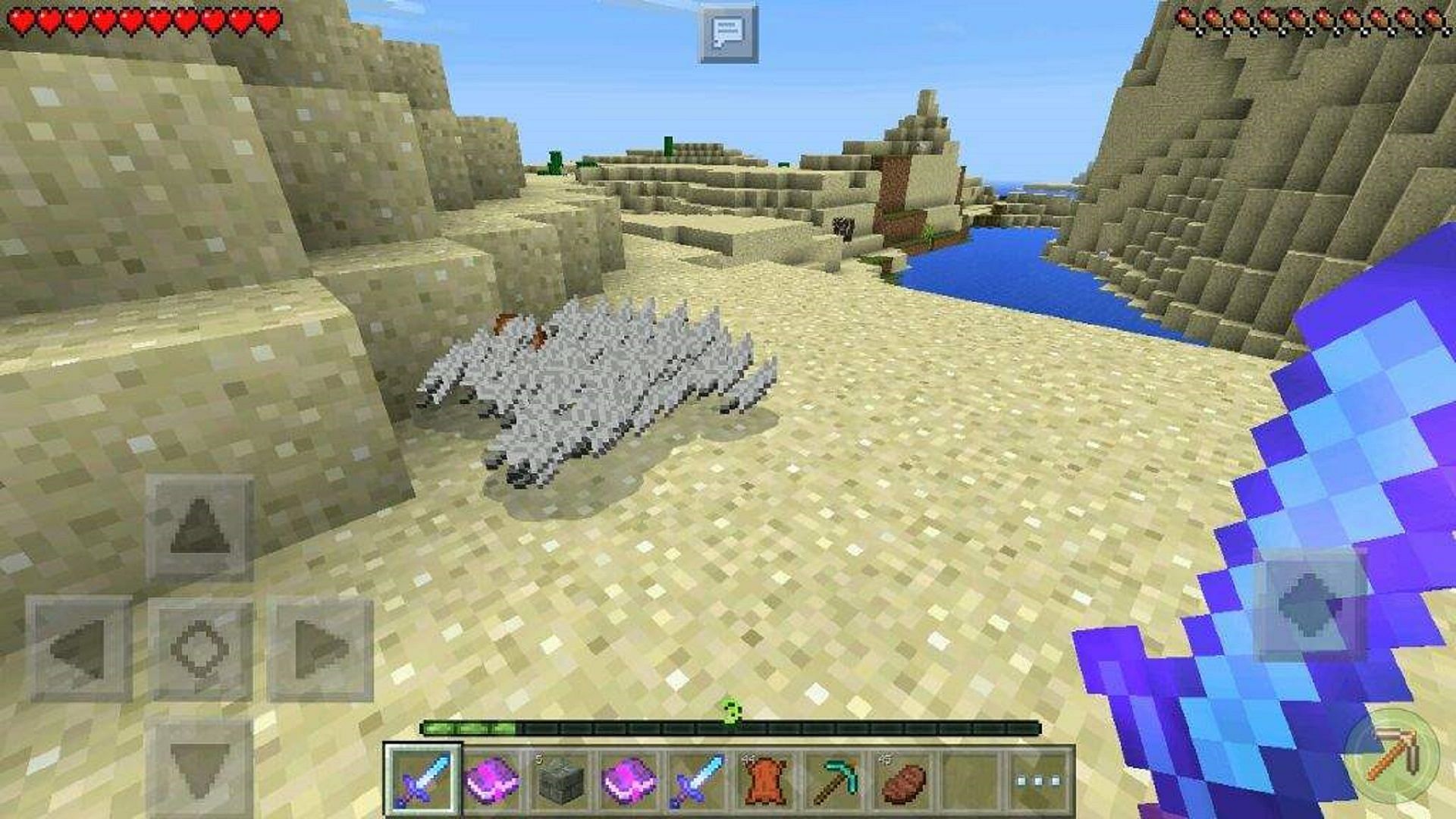 A large number feathers dropping from the looting enchantment (Image via Mojang)