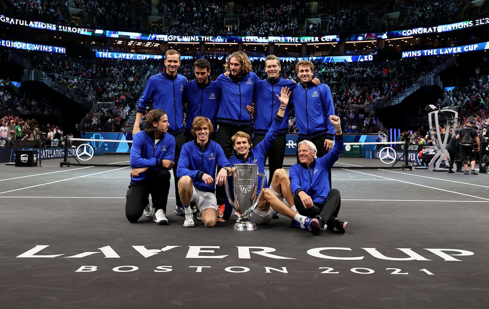 Team Europe with the 2021 Laver Cup trophy