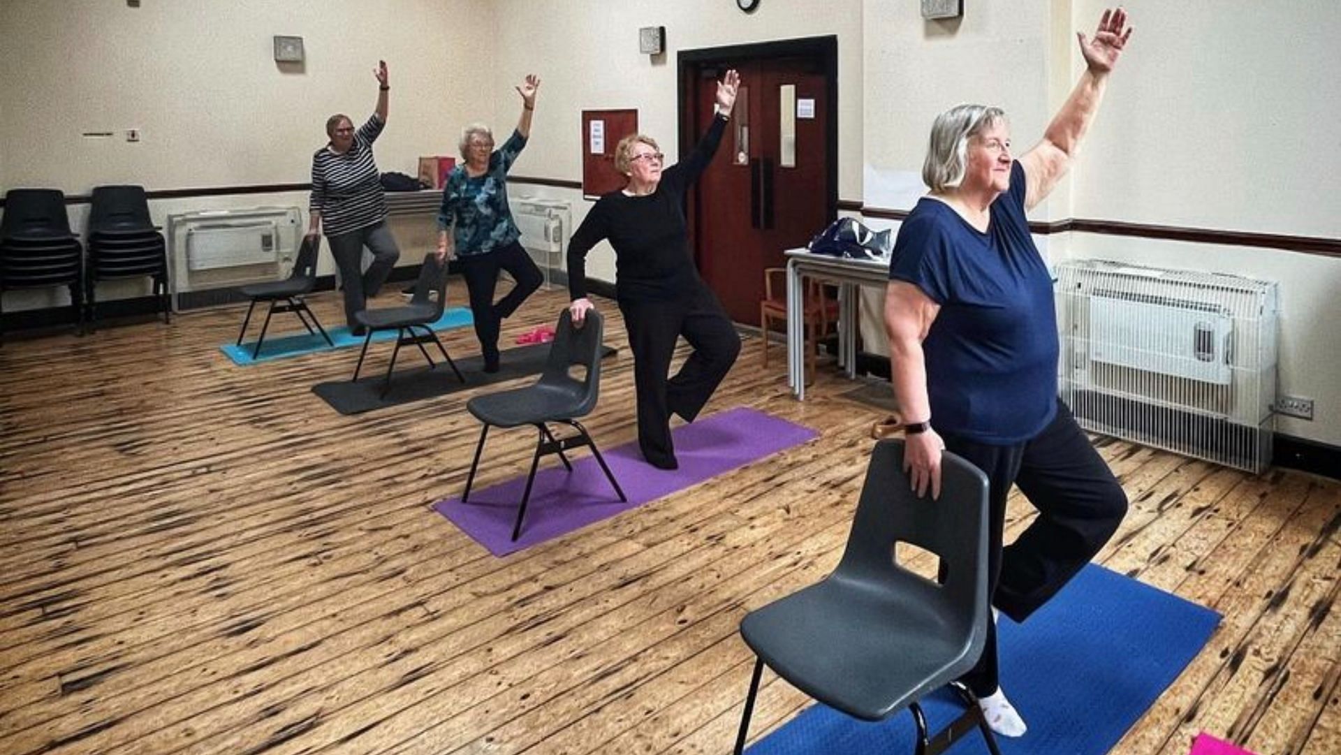 Chair yoga poses for seniors offer great benefits. (Image by @thepixelchef via Instagram)