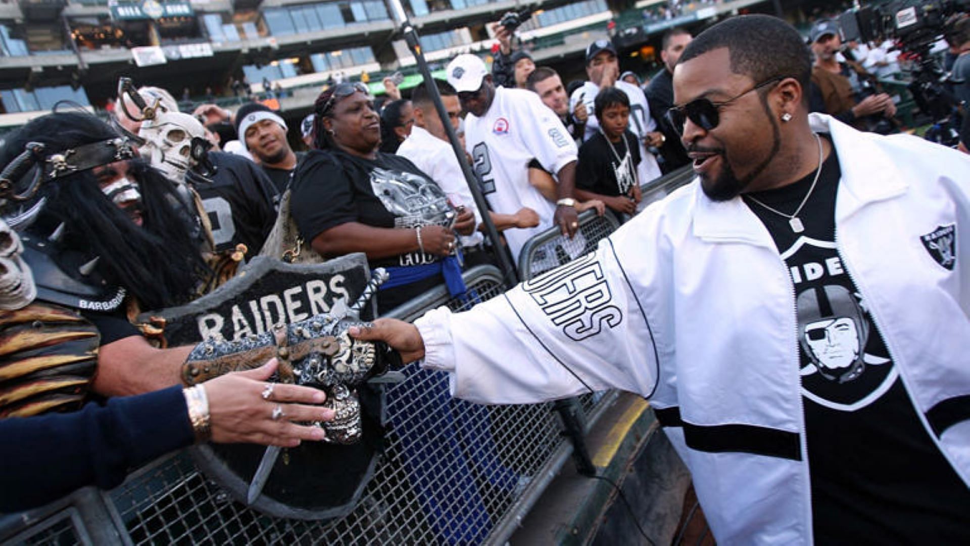 Hip Hop legend Ice Cube attends recent game
