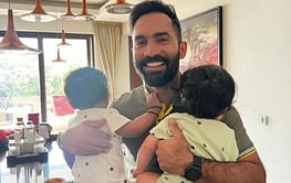 वेस्टइंडीज के खिलाफ टी20 सीरीज से पहले दिनेश कार्तिक ने अपने जुड़वा बेटों के साथ शेयर की प्यारी तस्वीर