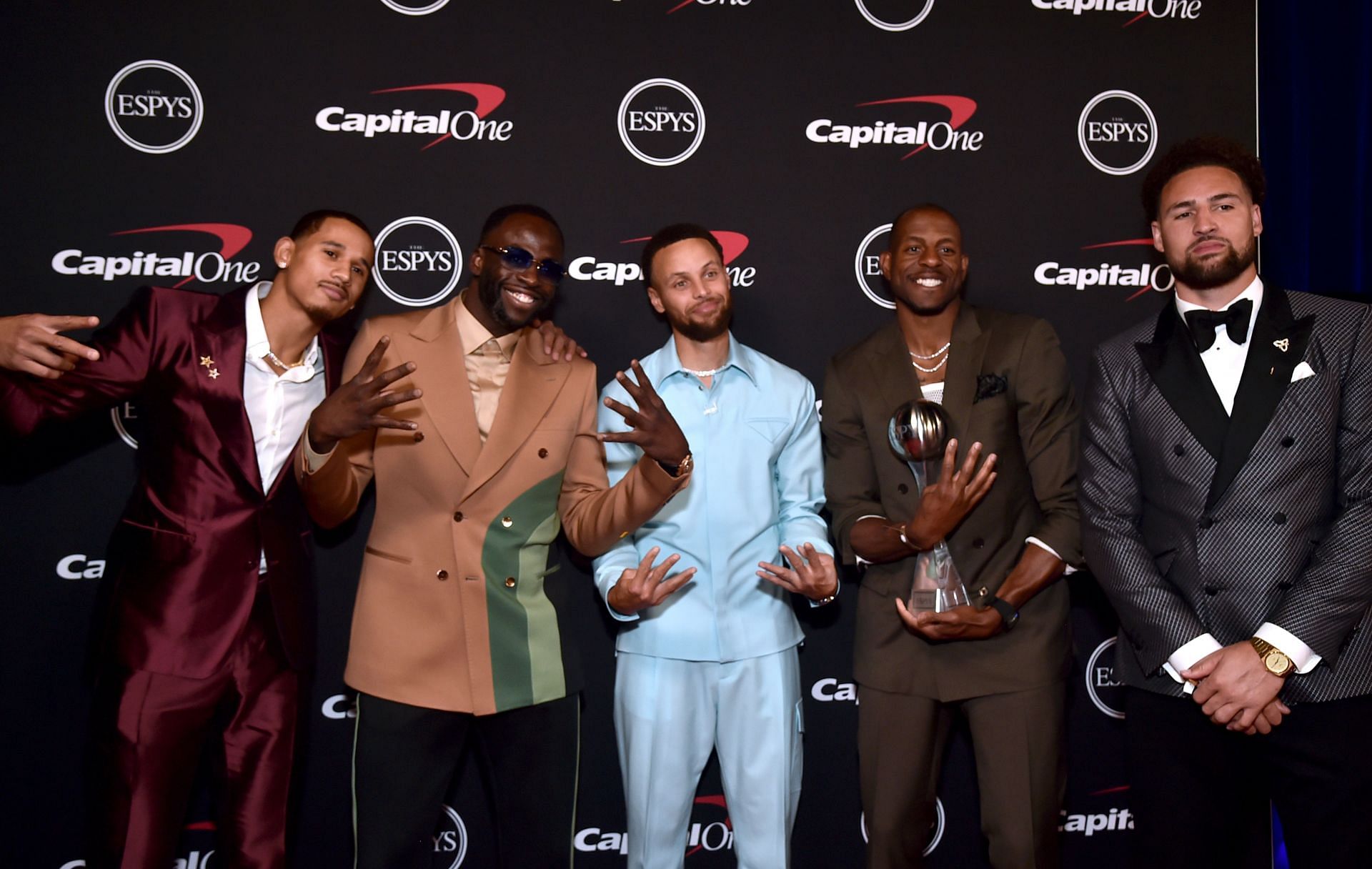 Steph Curry and his Warriors teammates at the 2022 ESPYs - Backstage