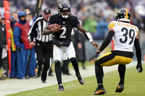 Pittsburgh Steelers v Baltimore Ravens