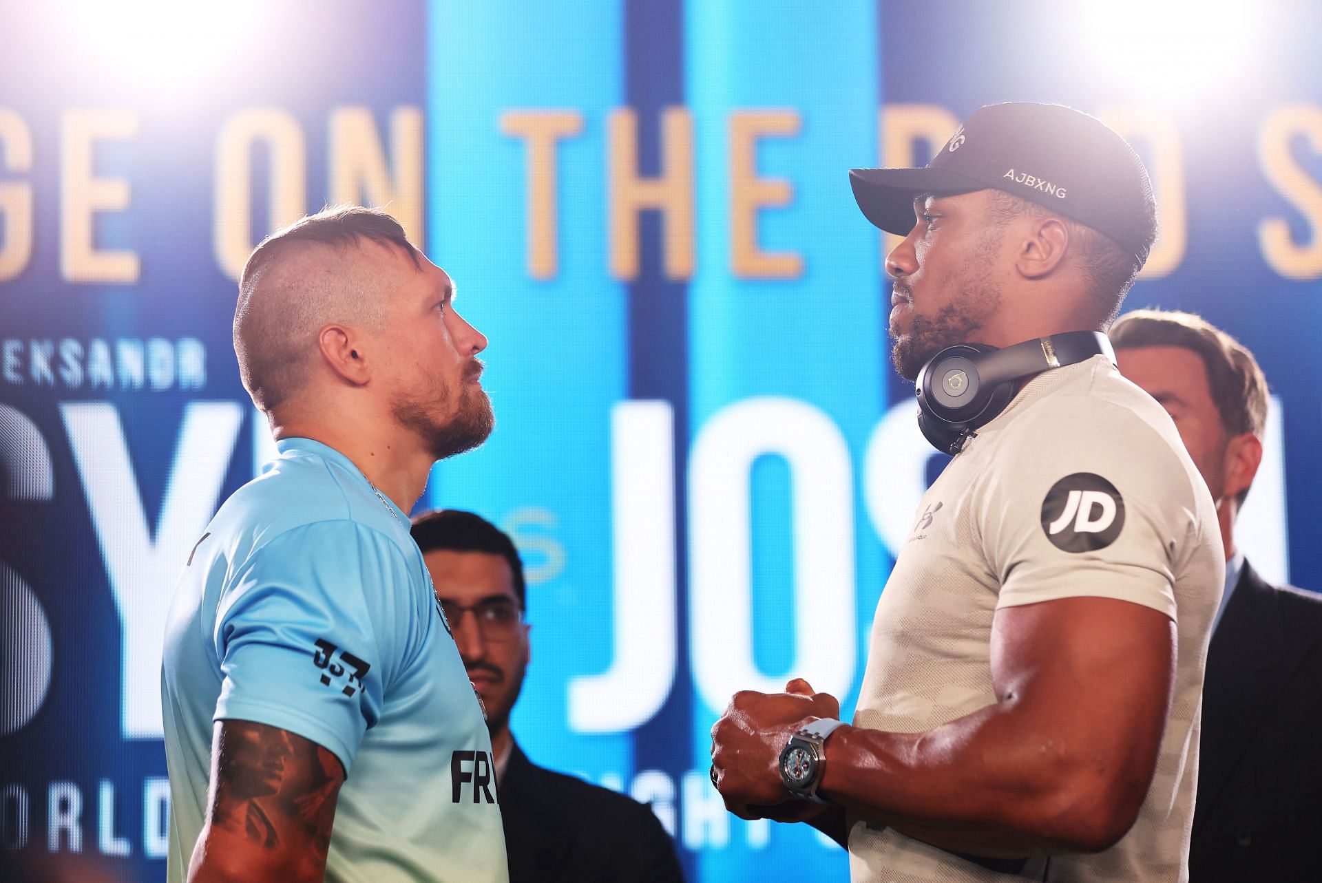 Oleksandr Usyk and Anthony Joshua face off during the Oleksandr Usyk v Anthony Joshua 2 Press Conference on June 29, 2022 in London, England. (Photo by Alex Pantling/Getty Images)