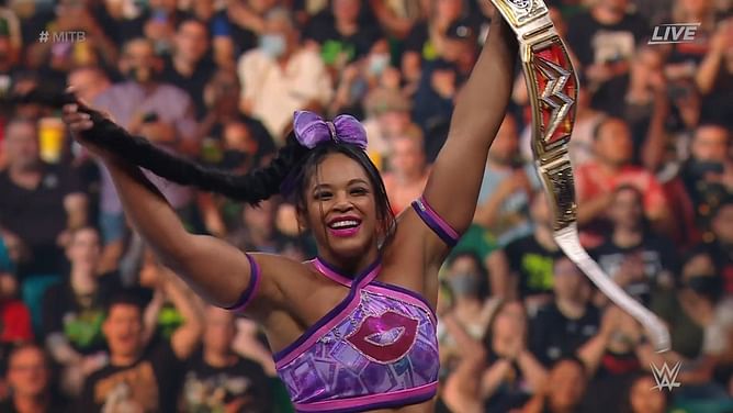 WWE Money in the Bank में बड़े चैंपियनशिप मैच के बाद दिग्गज पर हुआ जबरदस्त अटैक, पूर्व चैंपियन ने चौंकाया