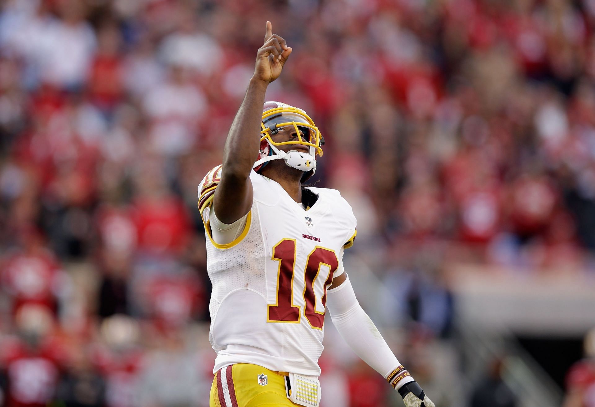 Robert Griffin III set for NFL return in 2022 after taking last year off:  'I am ready to go right now' 