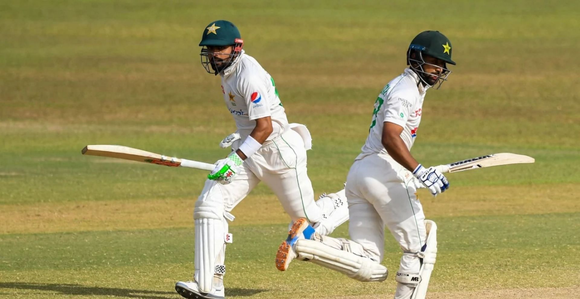 Abdullah Shafique (R) and Babar Azam (L) added 101 runs for the third wicket. (Credit: Getty Images)