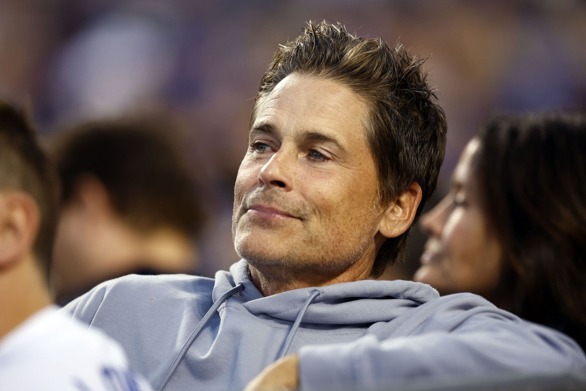 Rob Lowe attendsa a Cincinnati Reds v Los Angeles Dodgers game.