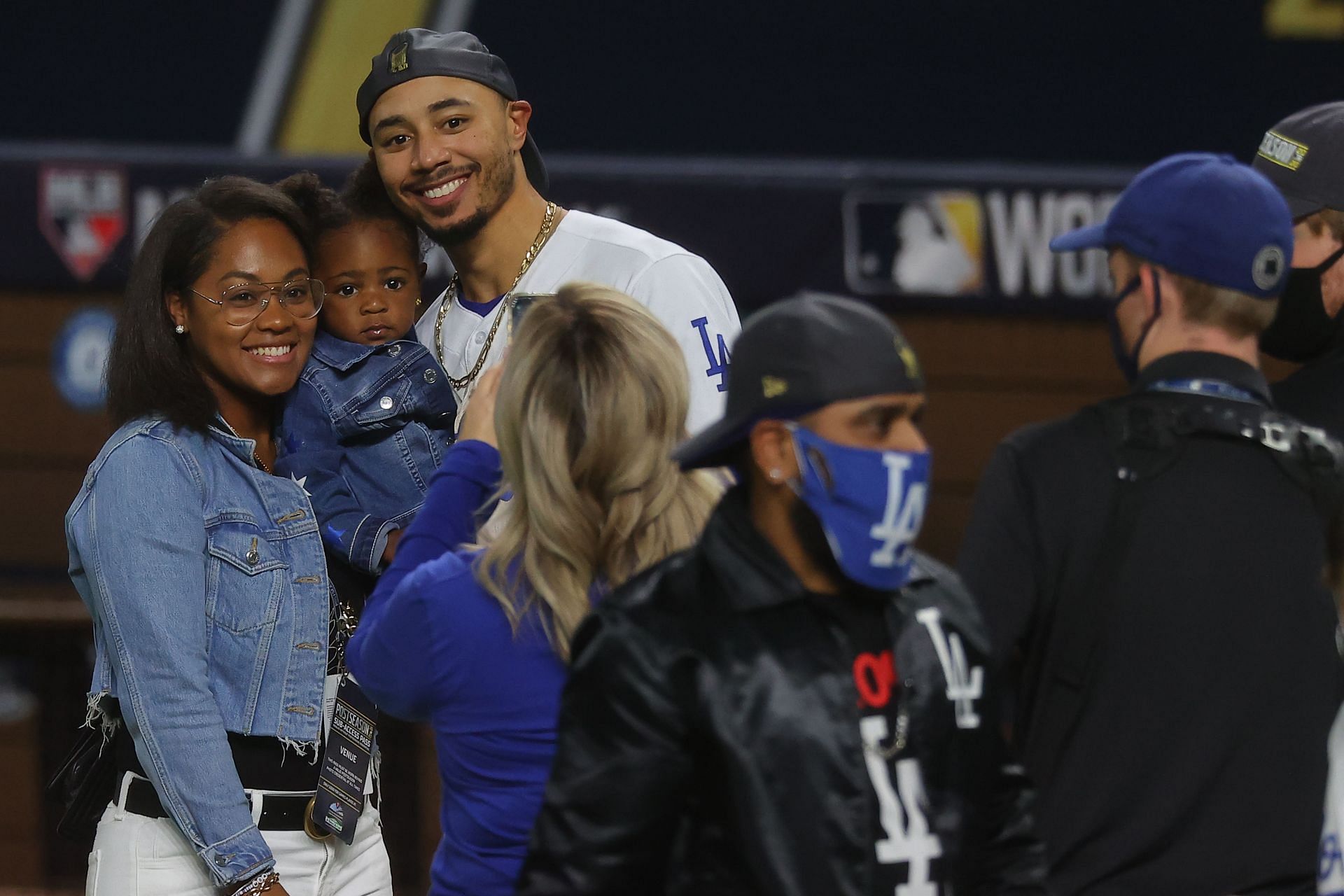 Mookie Betts weds longtime girlfriend in front of Dodgers stars
