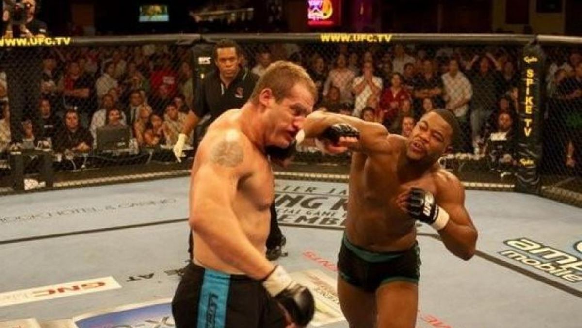 Rashad Evans' clash with Brad Imes turned out to be a brawl for the ages