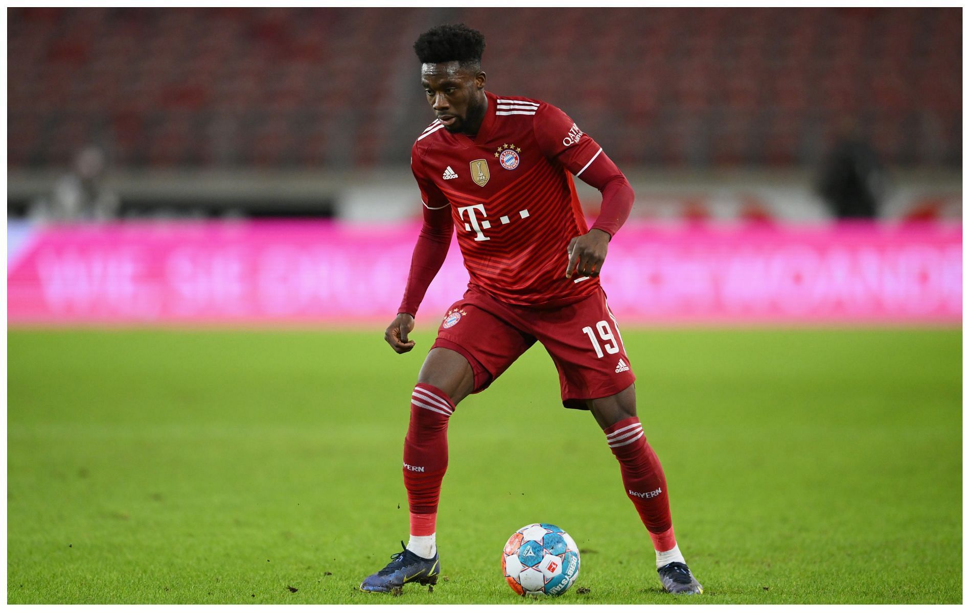 Alphonso Davies is one of the most exciting young talents in football (Image via bayernstrikes.com)