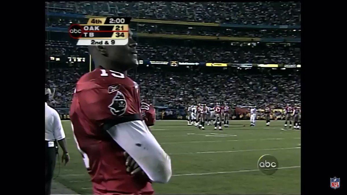 Jan 26, 2003 - San Diego, California, USA - Raiders quarterback RICH GANNON  walks off the field as confetti falls for the Tampa Bay Buccaneers after  the Raiders lost Super Bowl XXXVII