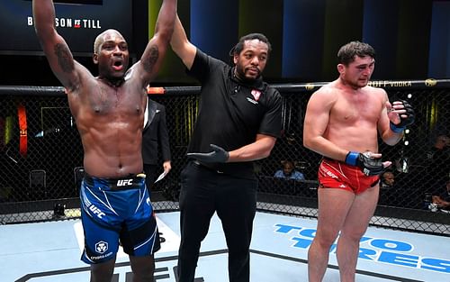 Derek Brunson (left), Darren Till (right)