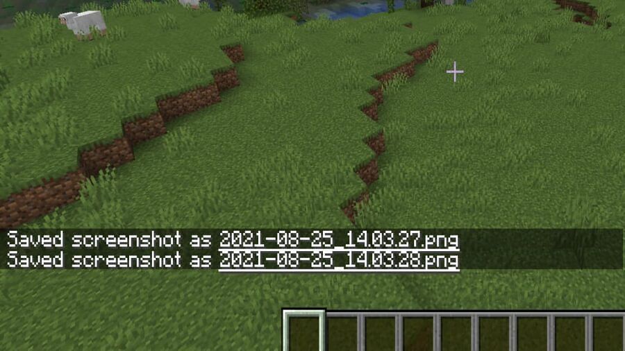 Screenshots are saved with a message (Image via Mojang)