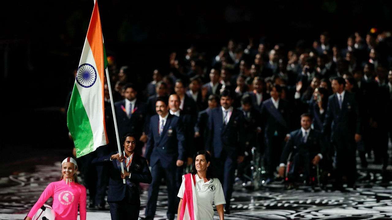 2018 गोल्ड कोस्ट कॉमनवेल्थ खेलों की ओपनिंग सेरेमनी में भारतीय दल।