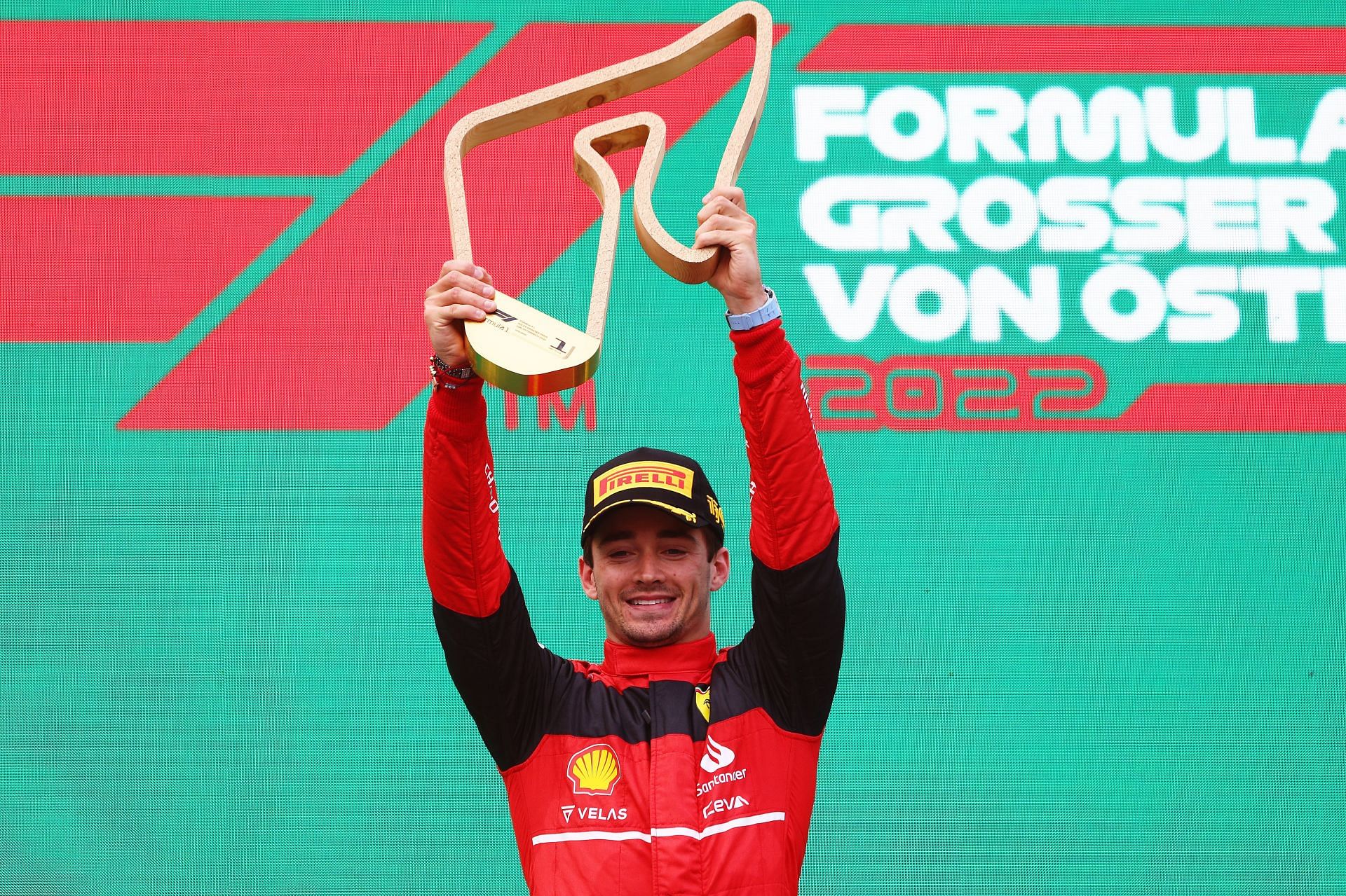 F1 News Charles Leclerc secures 2022 F1 Austrian GP win while dealing